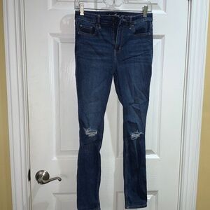 Hollister High Rise Super Skinny Sz 3S distressed dark wash
